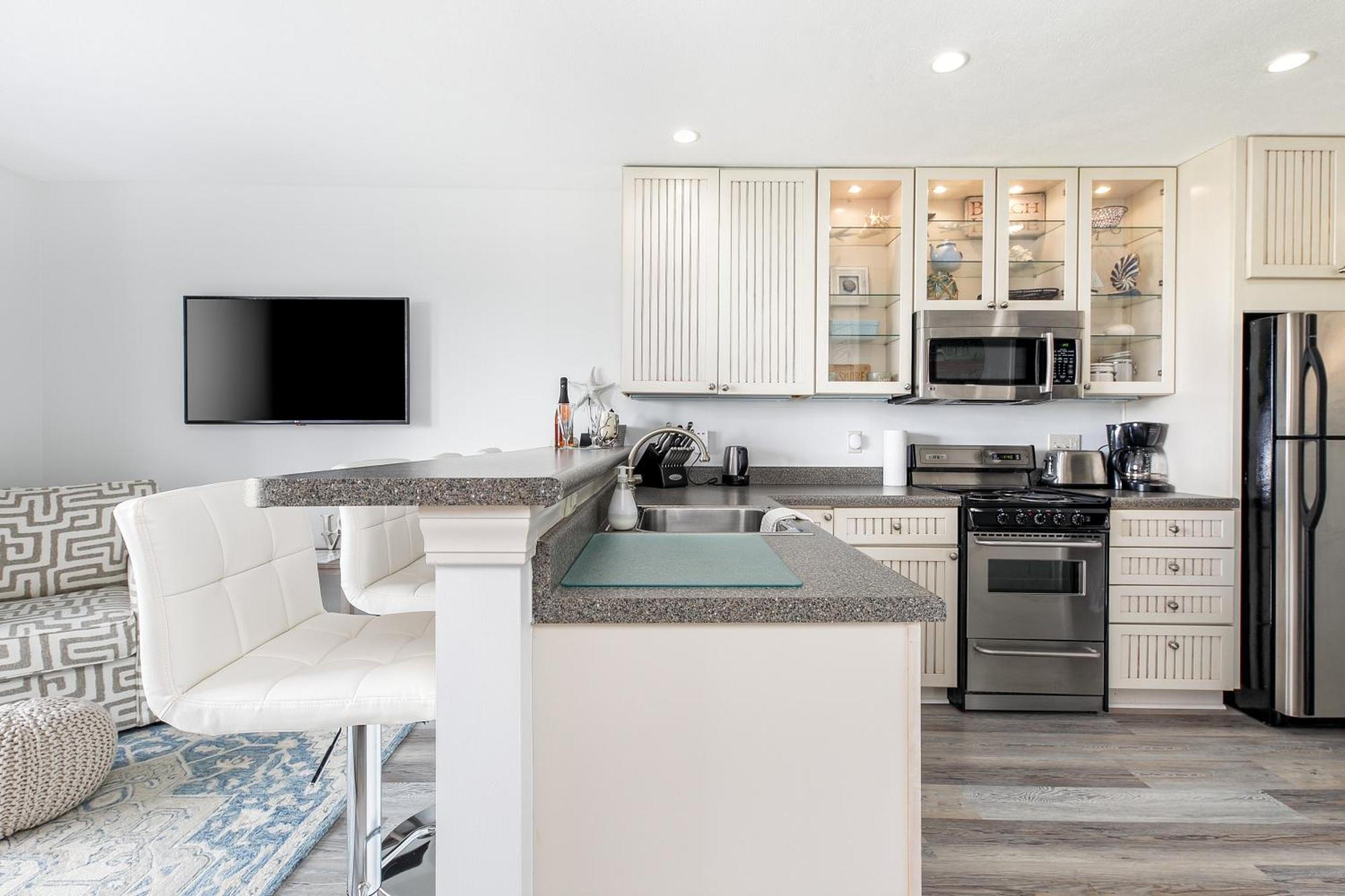 Gorgeous 2 Bedroom Lake View Condo Traverse City Ngoại thất bức ảnh